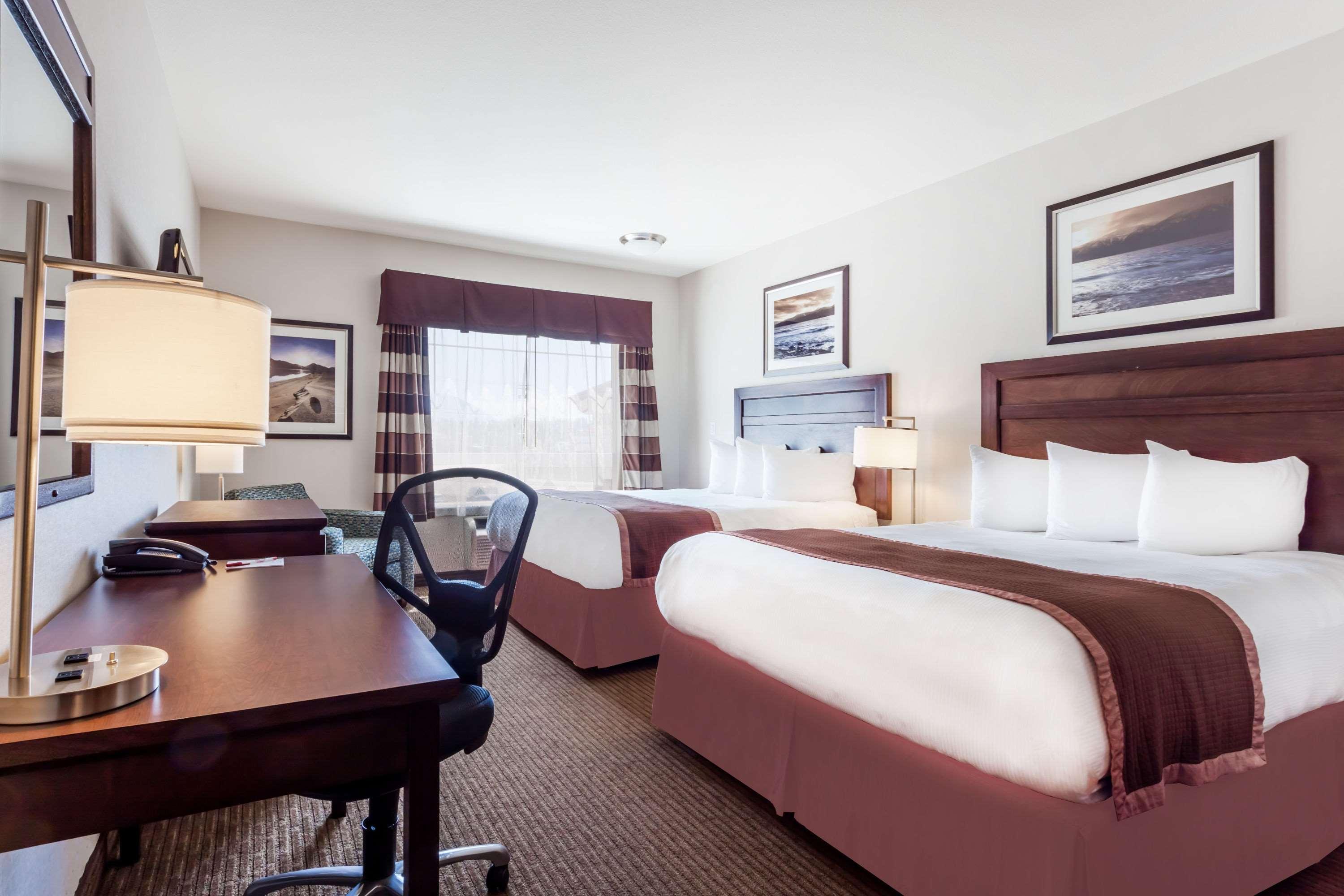 Hotel Ramada By Wyndham Creston Exterior foto